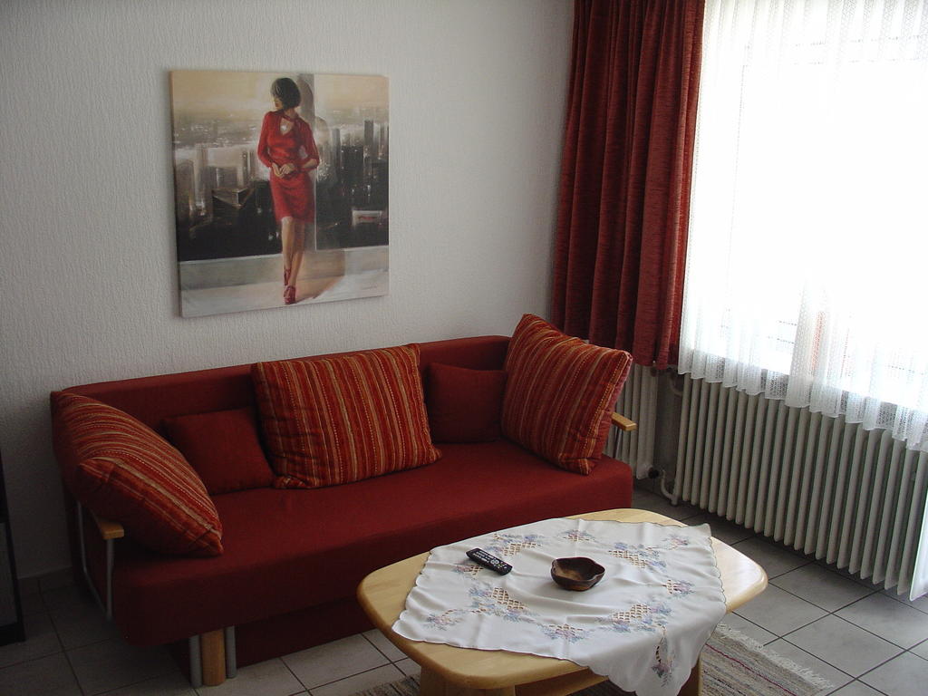 Hotel Haus Mowe Cochem Quarto foto