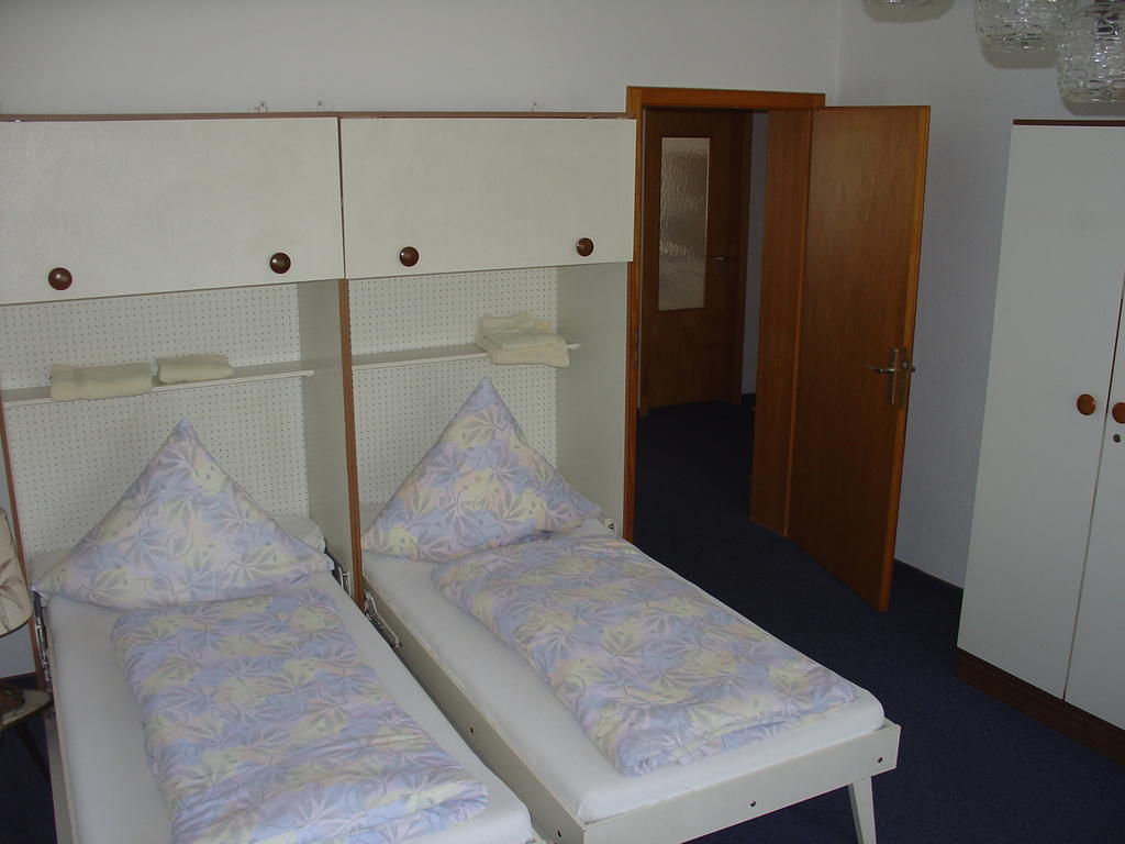 Hotel Haus Mowe Cochem Quarto foto
